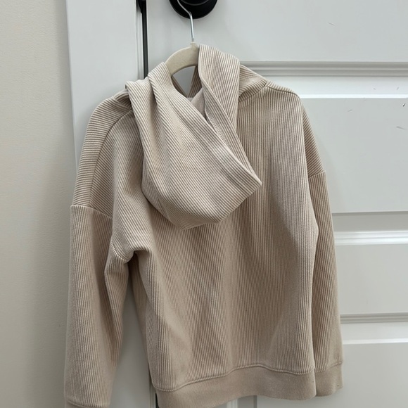 Cat & Jack cream hoodie - Picture 2 of 3